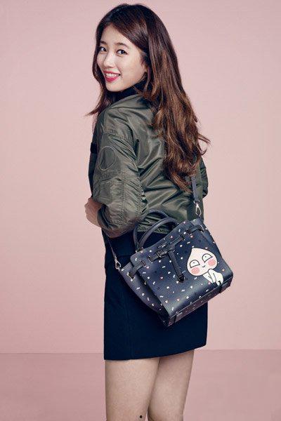 韩国最时尚的明星,揭秘韩国最时尚明星的潮流秘籍